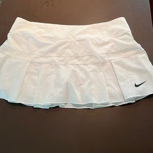 Nike tennis skirt